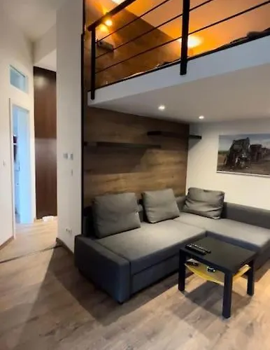 شقة V Srdci Bratislavy *